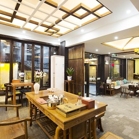 Fenghuang Poshan Inn Exterior foto