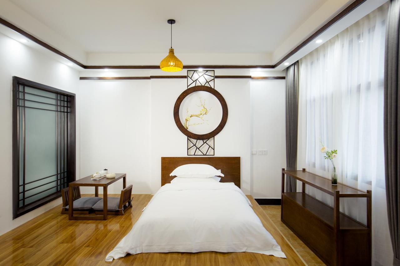 Fenghuang Poshan Inn Exterior foto